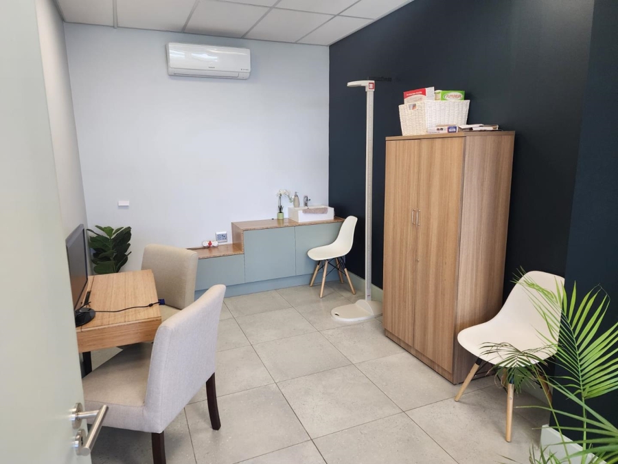 To Let Commercial Property for Rent in Parow Western Cape